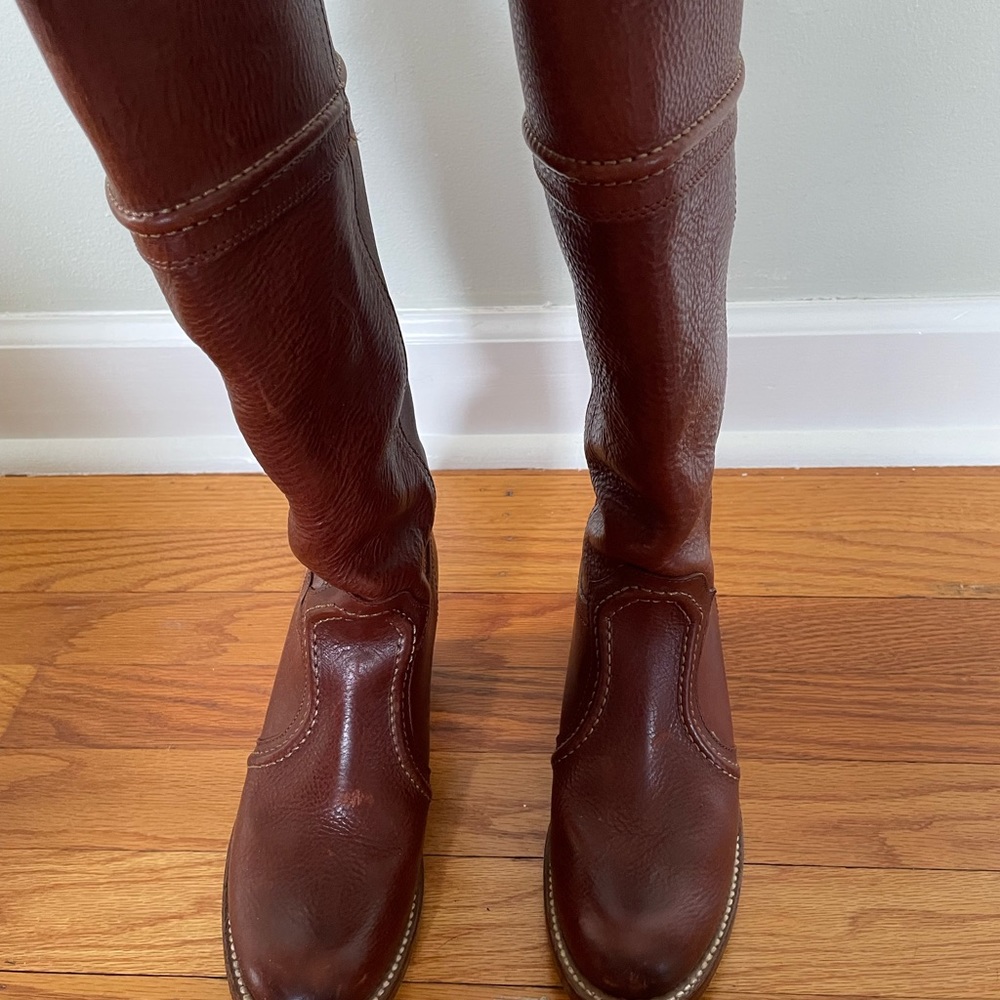 FRYE Jane brown leather tall boots size 6B